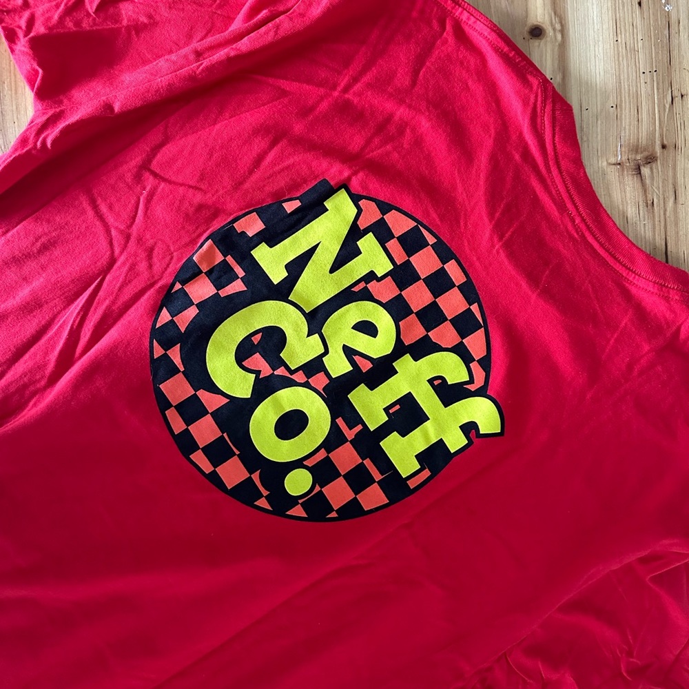 Neff pocket tee